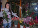 Simav’da Çiçekcilerin 14 Şubat Heyecanı