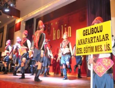 Çanakkale'de Valilik, Engelliler Yararına Konser Etkinliği Düzenledi