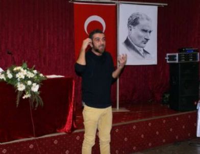 Hakan Akkaya'dan Kadınlara Giyim Tüyoları