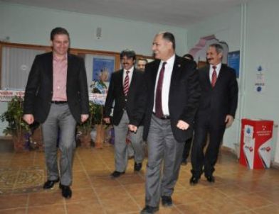 Vekillerden Milli Eğitim'e Ziyaret