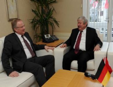 Alman Büyükelçi Pohl'den Ziyaret