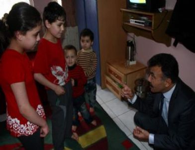 Belediye Başkan Yardımcısı Mehmet Avcı Mültecileri Ziyaret Etti