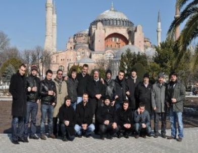 Genç MESİAD Üyelerinden İstanbul’a Kültürel Ziyaret