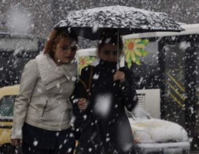 Kayseri 5 Dakikada Beyaza Büründü