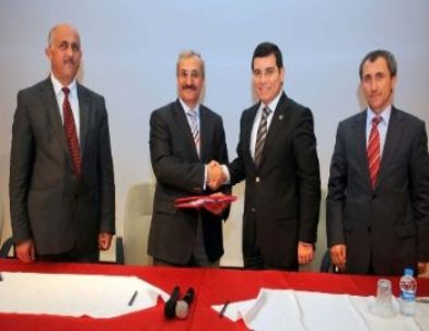 Kepez’de Okullar Halka Açıldı