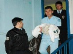 15 Günlük Bebeğini Ölüme Terk Edemedi