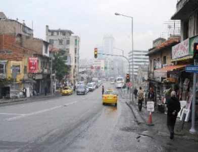 İzmir'deki Tarihî İkiçeşmelik Caddesi Yenilenecek