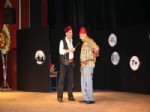 LEVENT KıLıÇ - Sorgun'da 'İşte Budur' Adlı Tiyatro Oyunu Beğeniyle İzlendi
