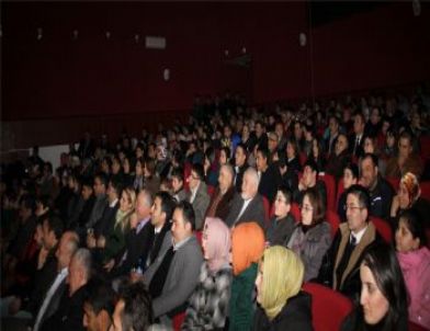 Sorgun'da Oynanan 'İşte Budur' Adli Tiyatro Oyunu Yoğun İlgi Gördü