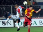 CEYHUN GÜLSELAM - Galatasaray paun farkını korudu