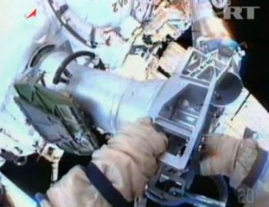 Rus Kozmonatlar Yılın İlk Uzay Yürüyüşünü Tamamladı