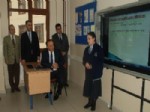 FATİH PROJESİ - Vali Hacımüftüoğlu, Tablet Bilgisayarlar Hakkında Öğrencilerden Bilgi Aldı