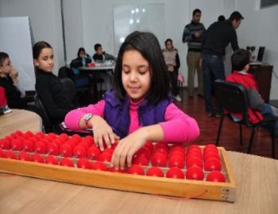 Okuma Yazma Öğrenmeden Sayıları Toplamayı Öğreniyorlar (özel)