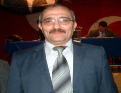 Burhaniye MHP’de Ali Kumseli Başkan Oldu