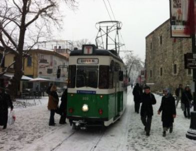 Nostaljik Tramvay Yolcuları Durak İstiyor