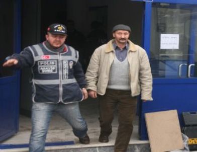 Evine Taş Atan Şahsı Öldüren Zanlıya 5 Yıl Hapis Cezası