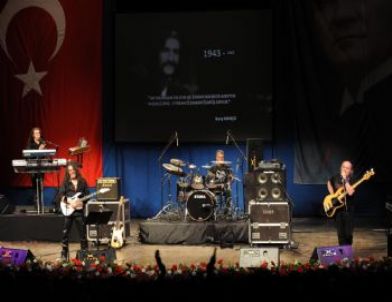 Barış Manço Anıldı