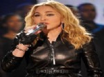 CEMİL İPEKÇİ - Madonna Klibinde Turgutlu'da Yaptırılan Kıspeti Giyecek