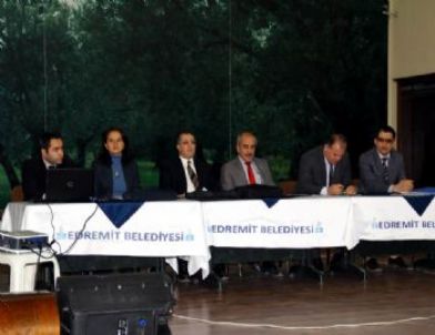 Edremit’te Yeni Gıda ve Yem Kanunu Hakkında Bilgilendirmek Toplantısı Yapıldı
