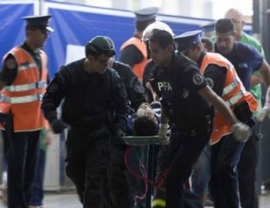 Arjantin'de Tren Kazası; En Az 49 Ölü