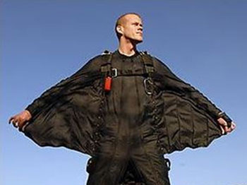 Amerikalı ünlü serbest paraşütçünün talihsiz kazası