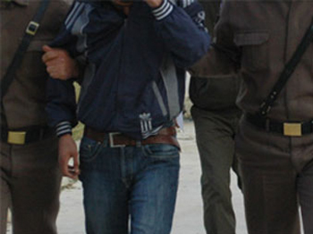 Tren Raylarının Vidalarını Çalarken Yakalandılar