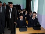 Vali Arslan Tablet Bilgisayarlı Sınıfta Ders Dinledi