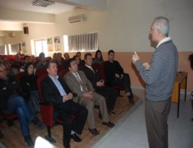 Akyeniköylü Çiftçilere Damlama Sulama Eğitimi