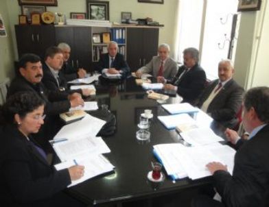 Küçükmenderes Sulama Birliği Sulama Kanalarını Bekliyor