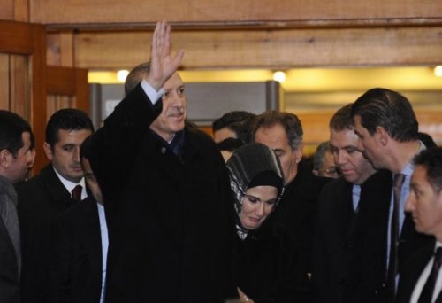 Melih Gökçek'ten Erdoğan'a doğum günü sürprizi