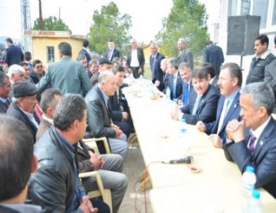 Tanrıverdi Köy Muhtarlarıyla Bir Araya Geldi