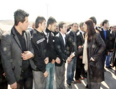 AK Parti'li Vekillerin Silvan Çıkarması