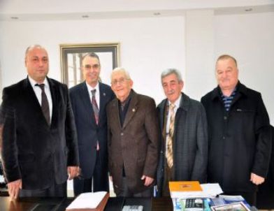 Eski Milletvekili Cengiz'den Devlet Hastanesine Anlamlı Bağış