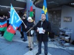 UYGUR TÜRKLERİ - İsveç'te Hocalı Katliamı Protesto Edildi