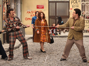 Seksenler 6. Bölüm Özeti Ve Fragmanı