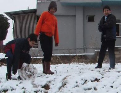 Alaşehir'de Okullara Bir Gün Kar Tatili