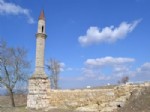 YARıMCA - Çarşı Camisinin Minaresi Restore Ediliyor