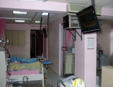 Gediz Devlet Hastanesi'nden Diyaliz Hastalarına Televizyon İzleme İmkanı