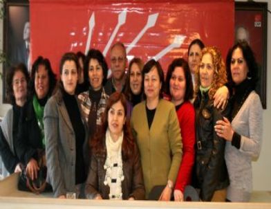 CHP Uşak Kadın Kolları Teşkilatı Kadın Kotasının Arttırılmasını Değerlendirdi