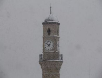 Çorum'da 496 Köy Yolu Kapalı, Okullar Tatil