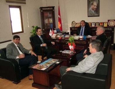 Göynük Belediye Başkanı Özbek, İl Müftüsü Öztürk'ü Ziyaret Etti