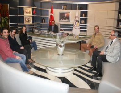 Kurtlar Vadisi Oyuncusu Çiğdem Batur'dan Başkan Bayram'a Ziyaret