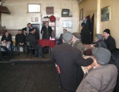 Ardahan’da Müftüsü Akın, Din Görevlileri İle Beraber Kahvehaneleri Ziyaret Etti