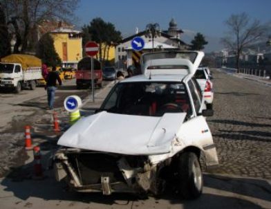 Amasya'da Trafik Kazası: 1 Yaralı