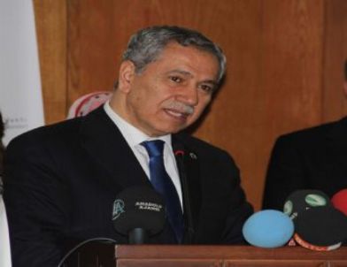 Arınç: 'Türkiye'de İsrafı Önlesek Vergi Toplamaya Gerek Kalmaz'