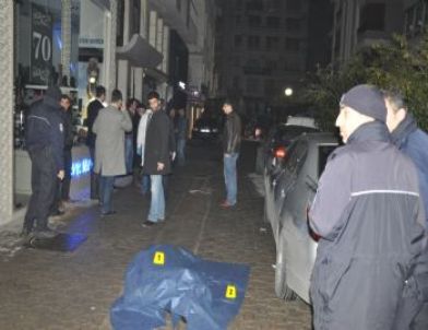 İzmir'de Silahlı Çatışma: 1 Ölü, 3 Yaralı