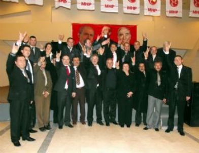 Ayvalık Mhp’de Centilmen Kongre