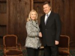 Ukrayna Cumhurbaşkanı Yanukoviç, Clinton İle Görüştü