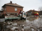 Bulgaristan'da Meriç Nehri Taştı, Köyler Su Altında Kaldı