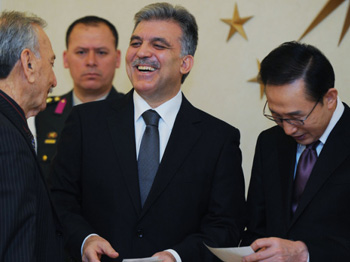 Cumhurbaşkanı Gül, Kore Cumhurbaşkanı Lee Onuruna Yemek Verdi